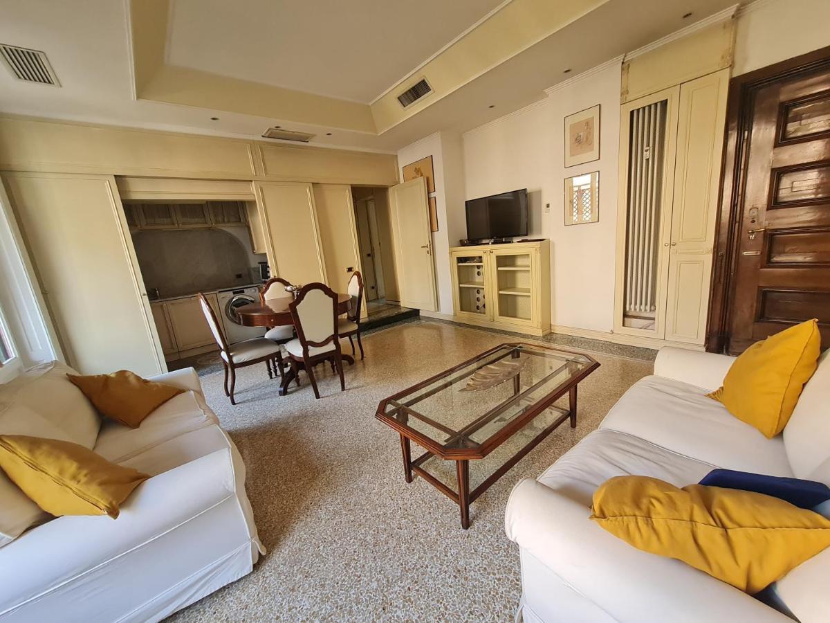 Fontana Cozy Apartment Мілан Екстер'єр фото